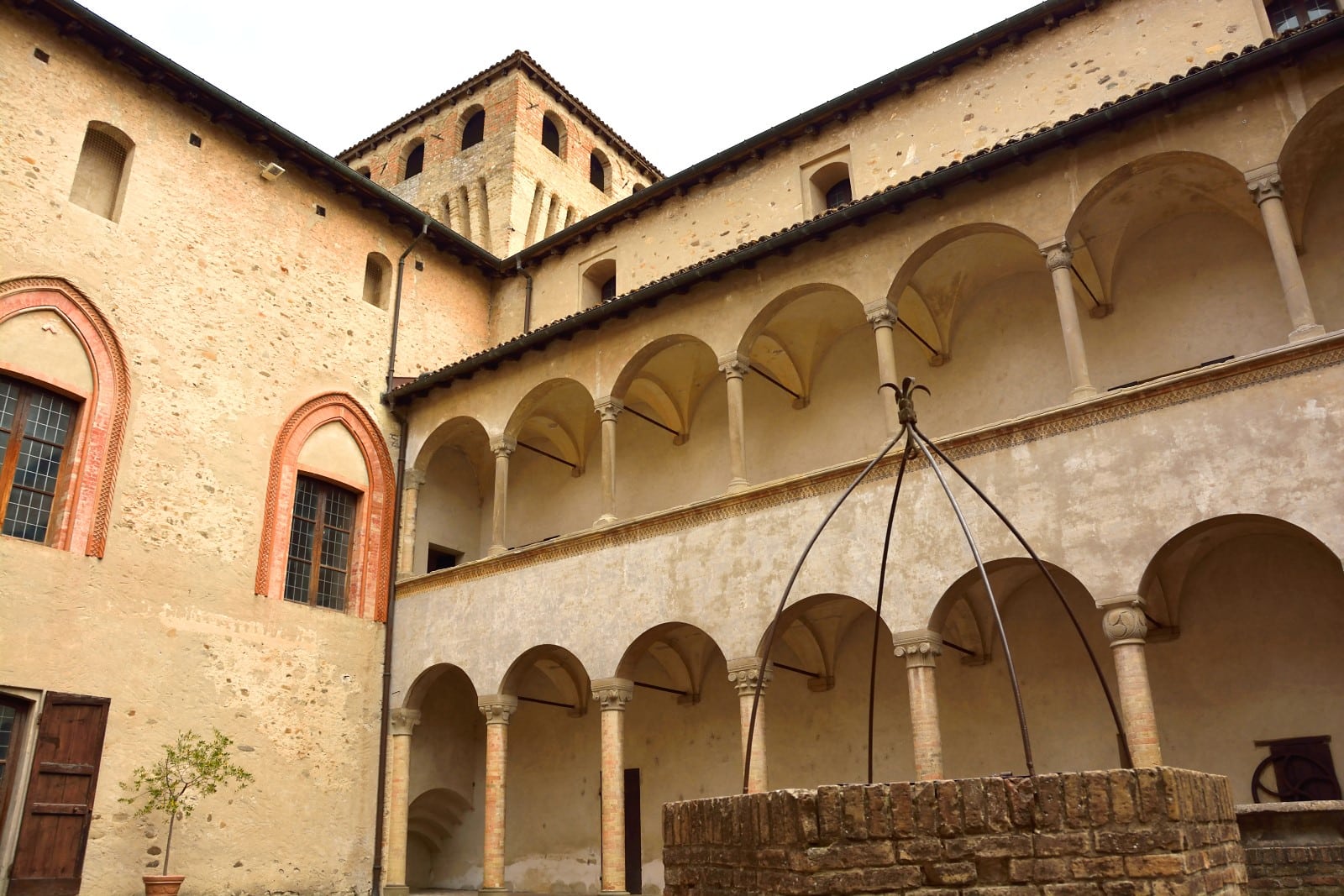 Torrechiara Center Courtyard